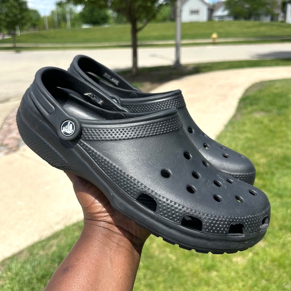 Crocs Adult Classic Clogs Unisex Size M10 W12 Black Sandals - Picture 9 of 12